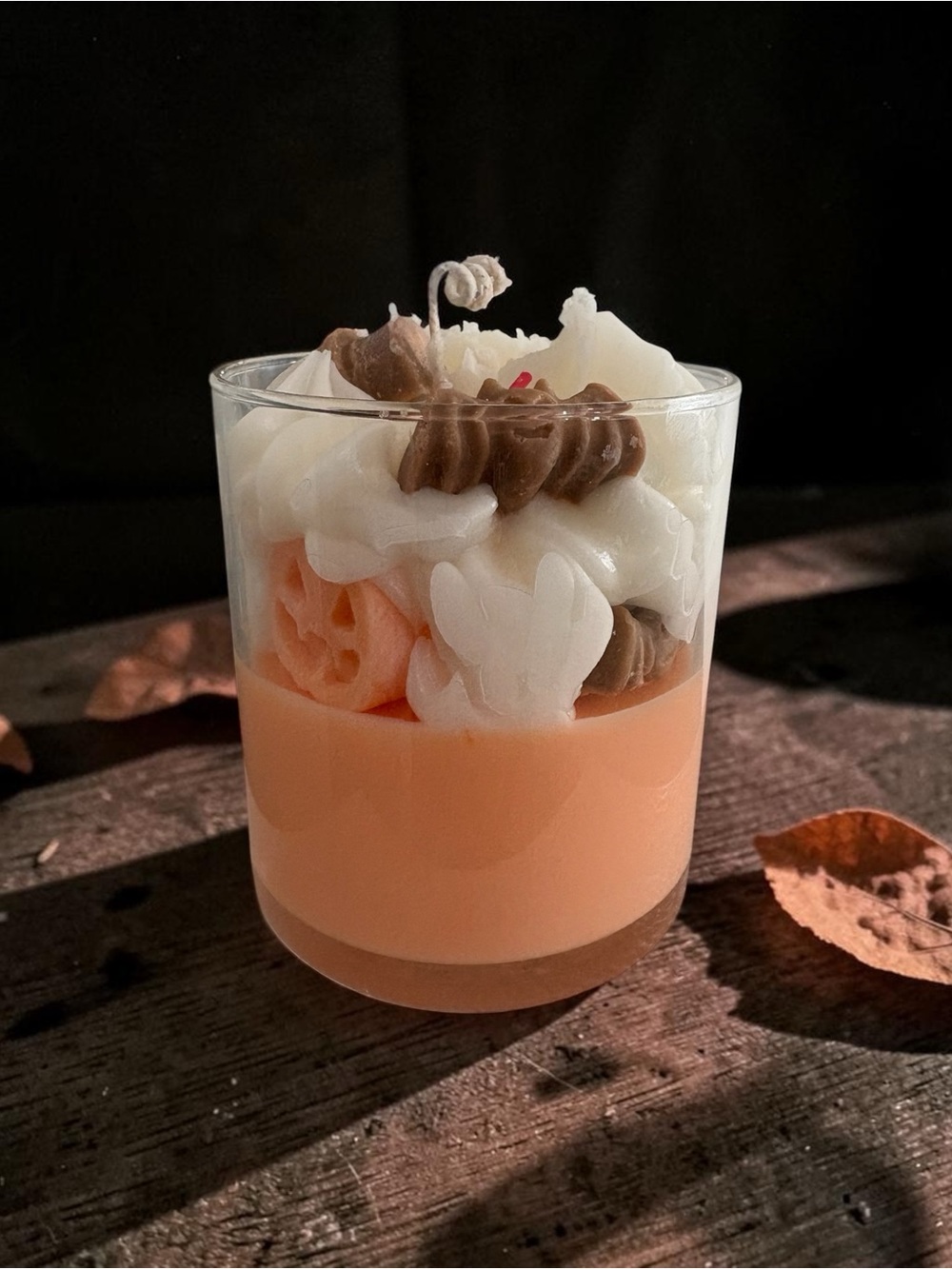Cashmere pumpkin 16 oz apricot soy wax candle